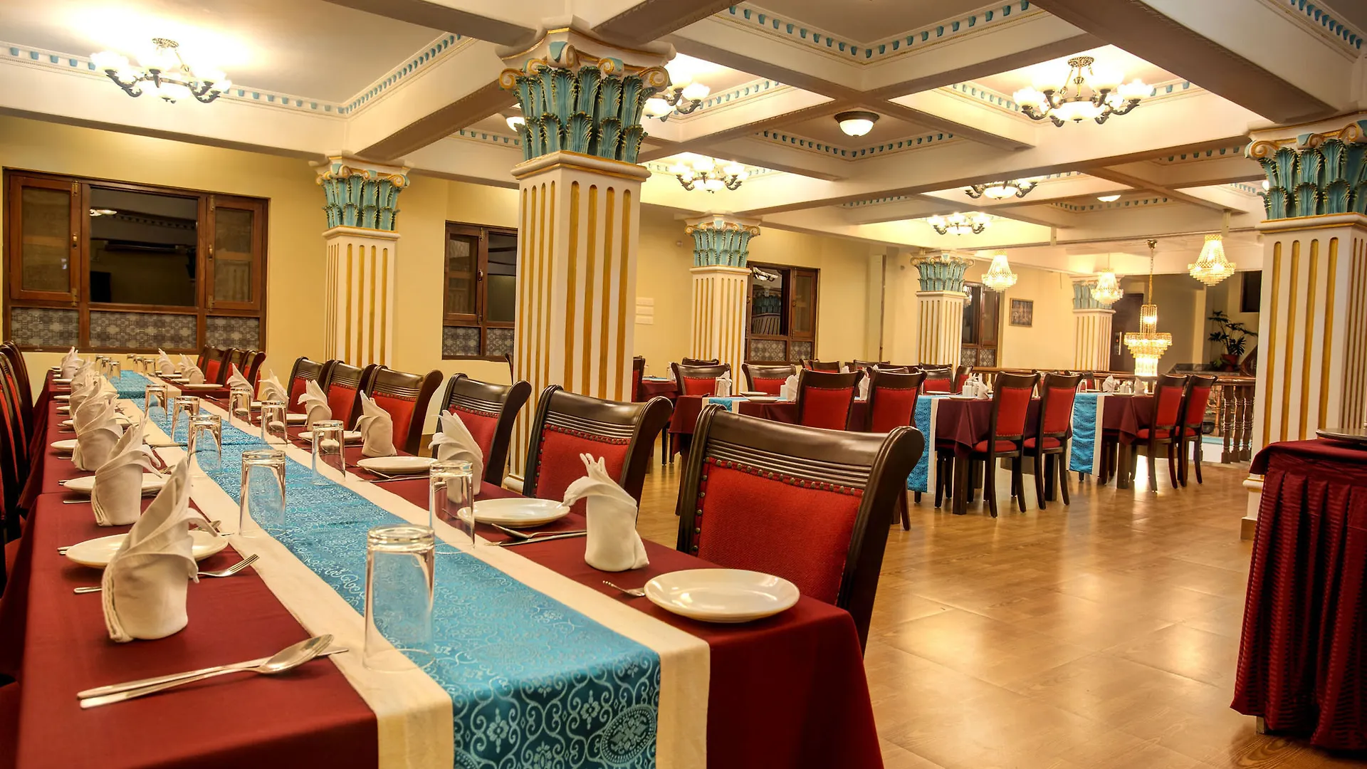 Hotel Yukhang Kathmandu 4*,