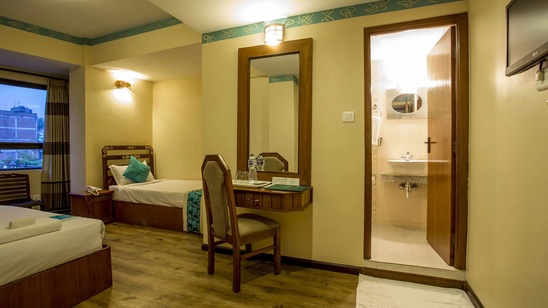 Hotel Yukhang Kathmandu 4*,  Nepal